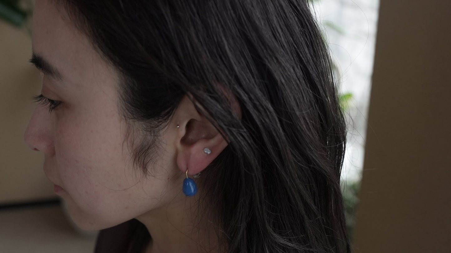 ブルードロップピアス