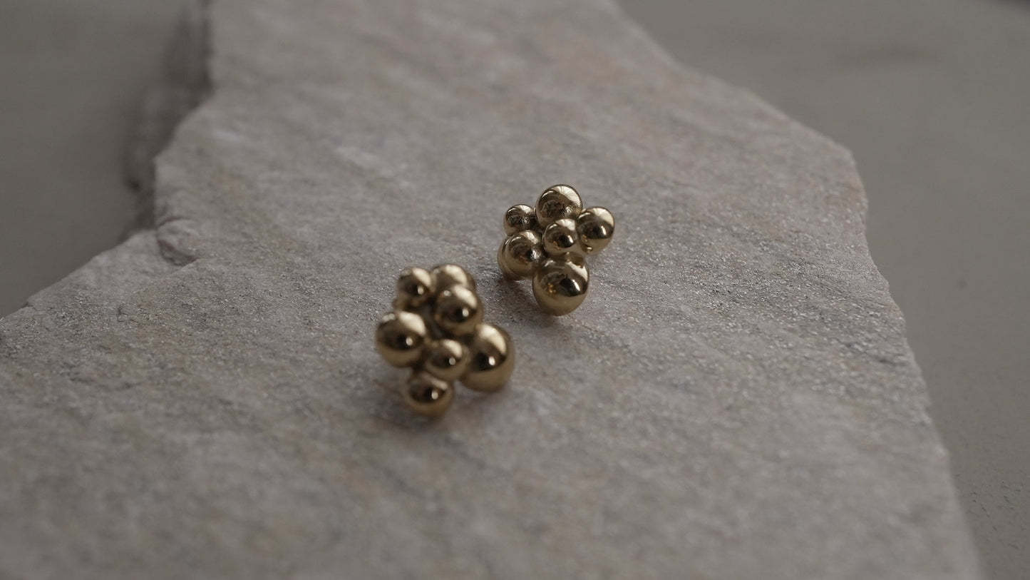 ゴールドバブルピアス