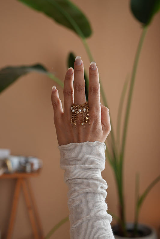 Pearls Shower Ring