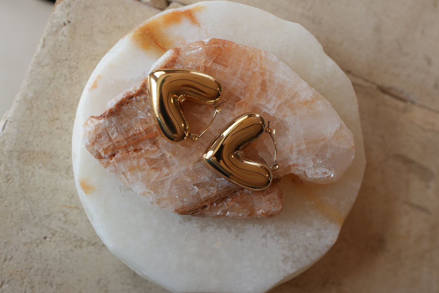 INFLATED HEART HOOP